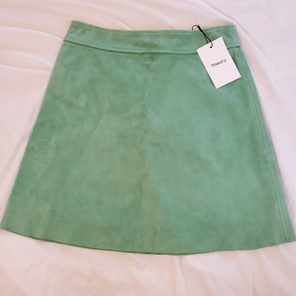 NWT Theory skirt